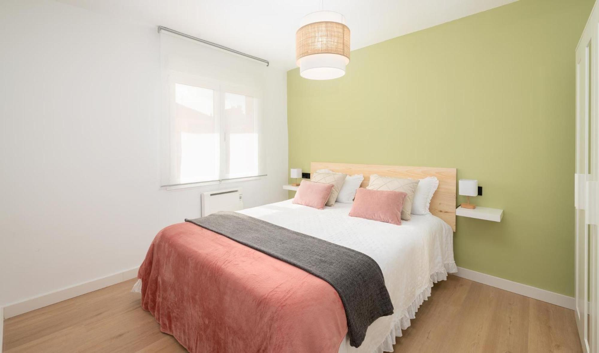 Ana Maria Tranquilo, Ideal Familias Gijón Extérieur photo
